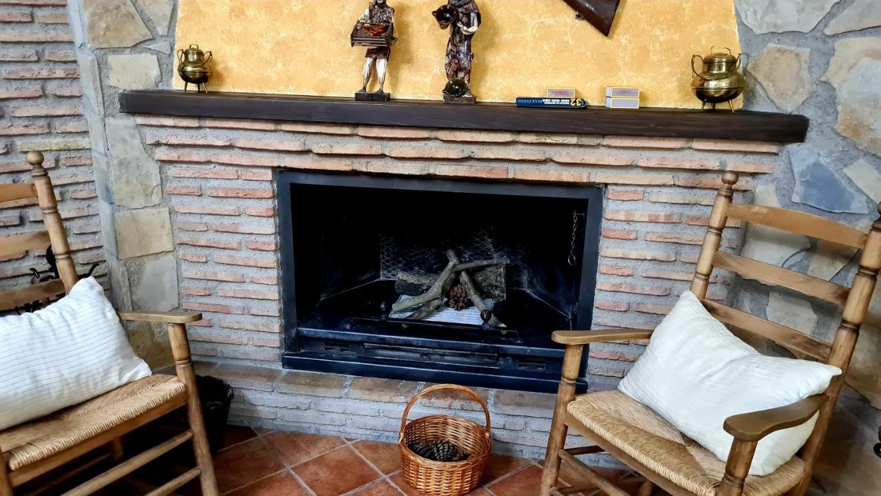 El Alambique Apartment Cazorla Bagian luar foto