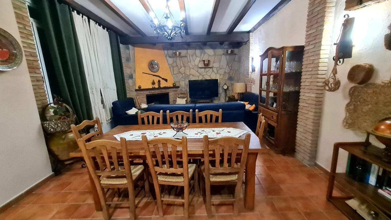 El Alambique Apartment Cazorla Bagian luar foto