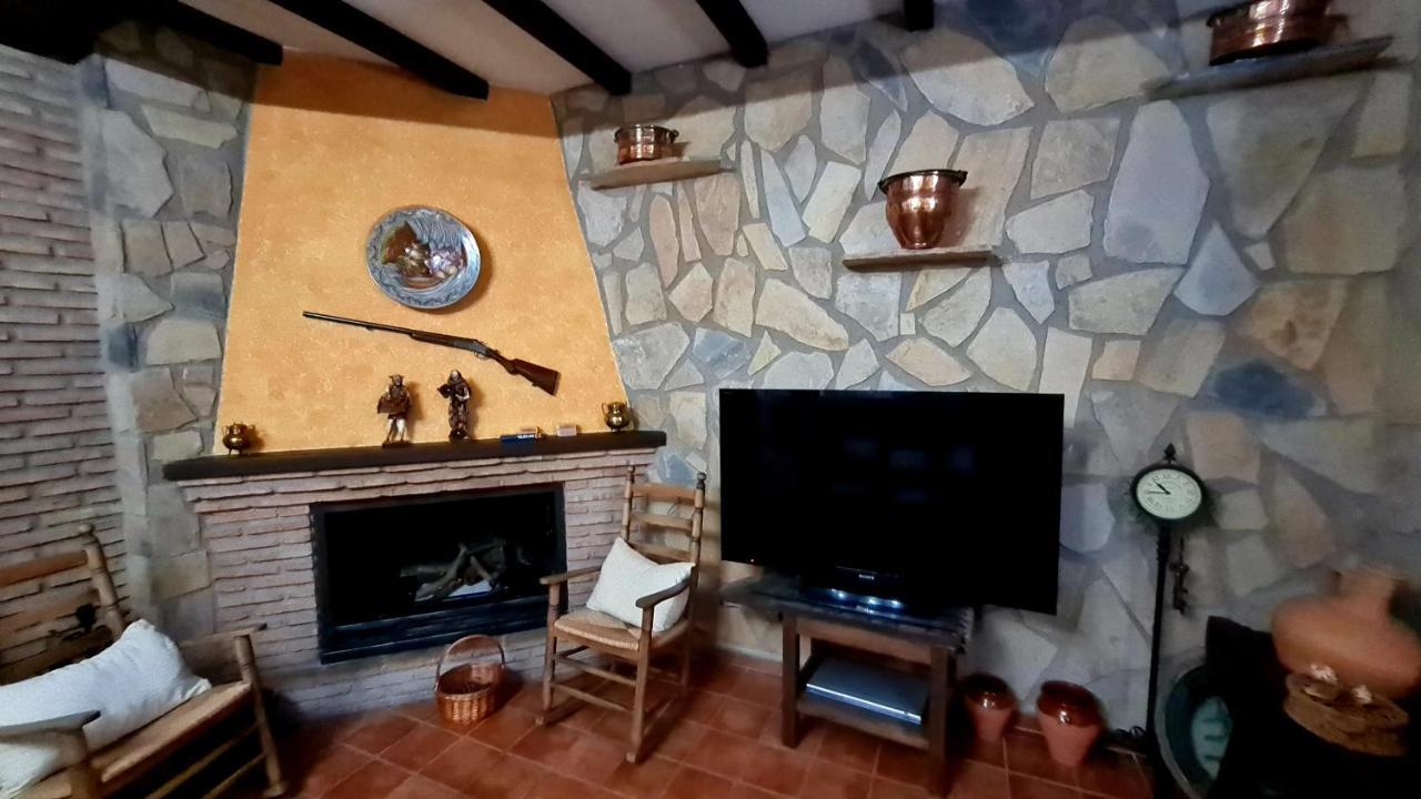 El Alambique Apartment Cazorla Bagian luar foto
